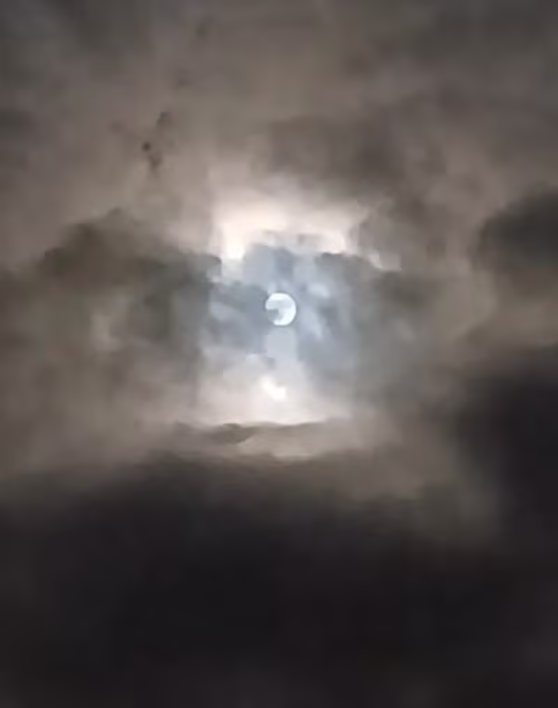 Sign in the sky, April 1, 2026