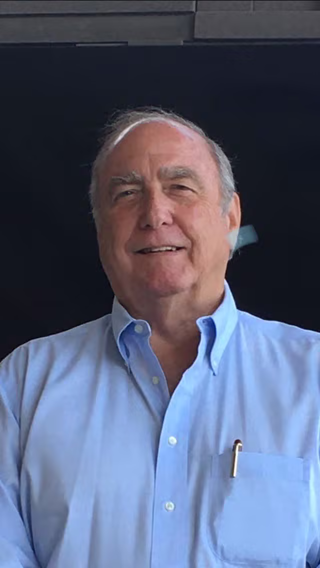 Professional portrait of real estate broker Barry Luckenbach