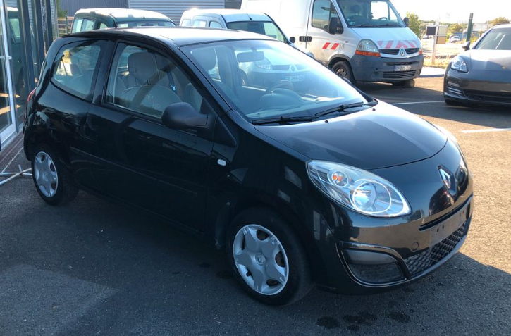 RENAULT TWINGO