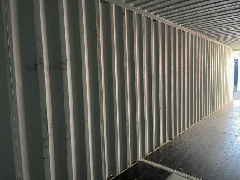Contenedor 40' High Cube – RAL 1015 detalle 11
