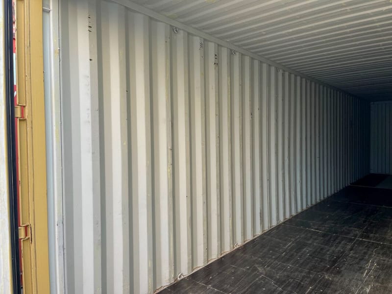 Contenedor 40' High Cube – RAL 1015 detalle 13