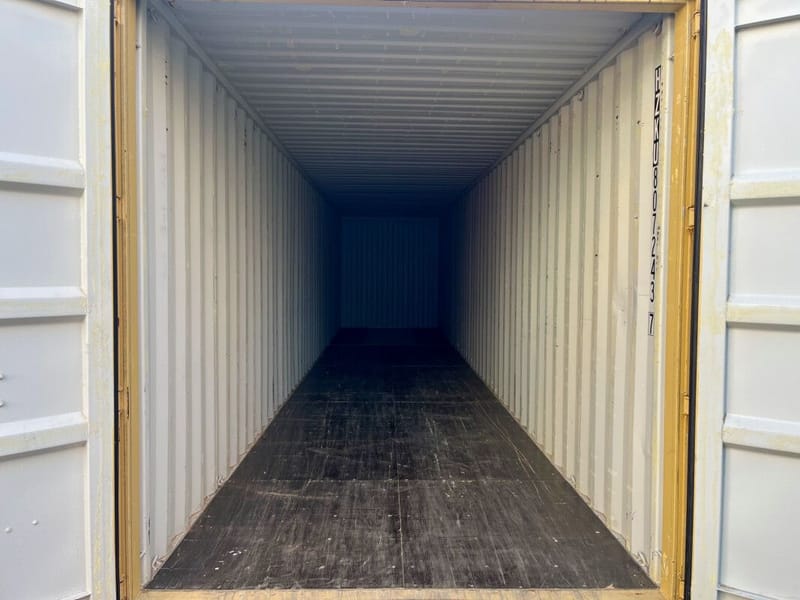 Contenedor 40' High Cube – RAL 1015 detalle 7