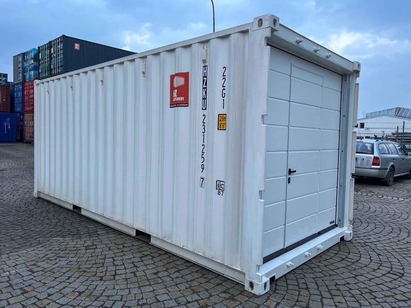 Contenedor marítimo 20' con puerta Hörmann y ventana – RAL 9010 detalle 1