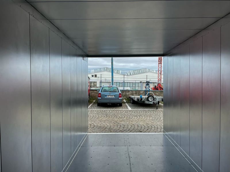 Contenedor isotérmico de 20 pies – RAL 7035 detalle 7