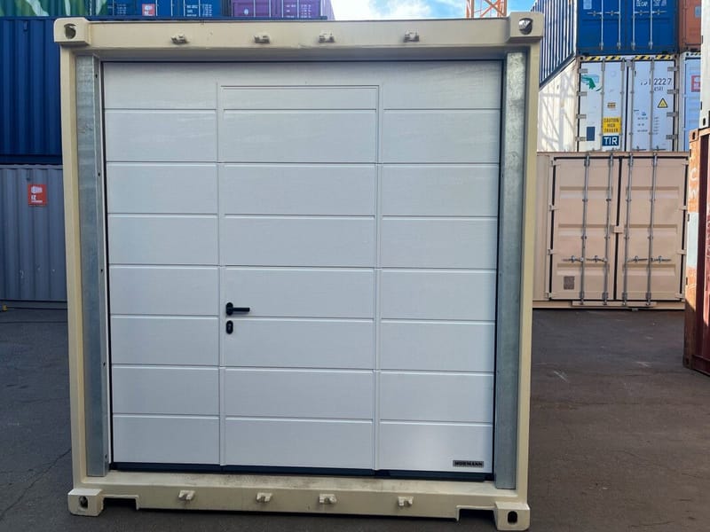Contenedor marítimo 20' IICL 6 con puerta seccional y ventana detalle 10