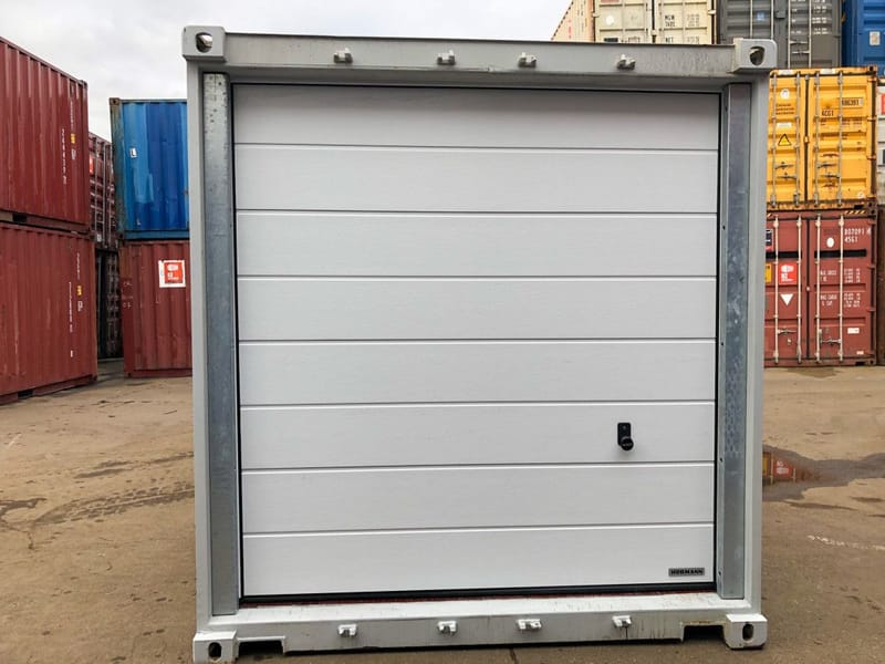Contenedor marítimo 20' con puerta Hörmann y apertura lateral detalle 6