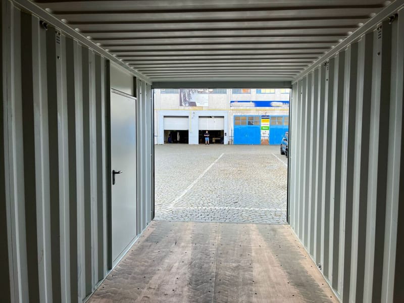 Contenedor de almacenamiento 20' IICL 6 con puerta de entrada – RAL 6007 detalle 9