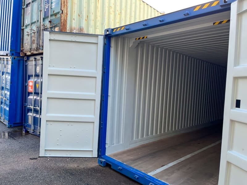 Contenedor marítimo 45' High Cube Pallet Wide – RAL 5010 detalle 10