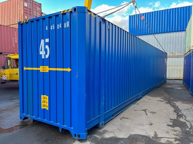 Contenedor marítimo 45' High Cube Pallet Wide – RAL 5010 detalle 3