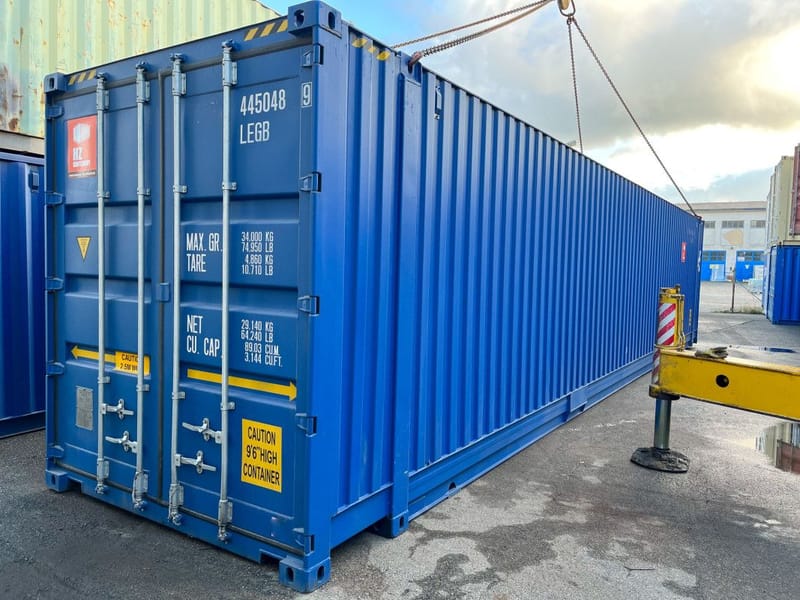 Contenedor marítimo 45' High Cube Pallet Wide – RAL 5010 detalle 1