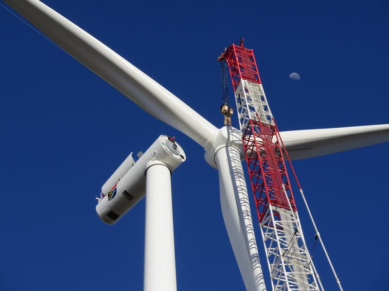 Wind towers - Photo 1