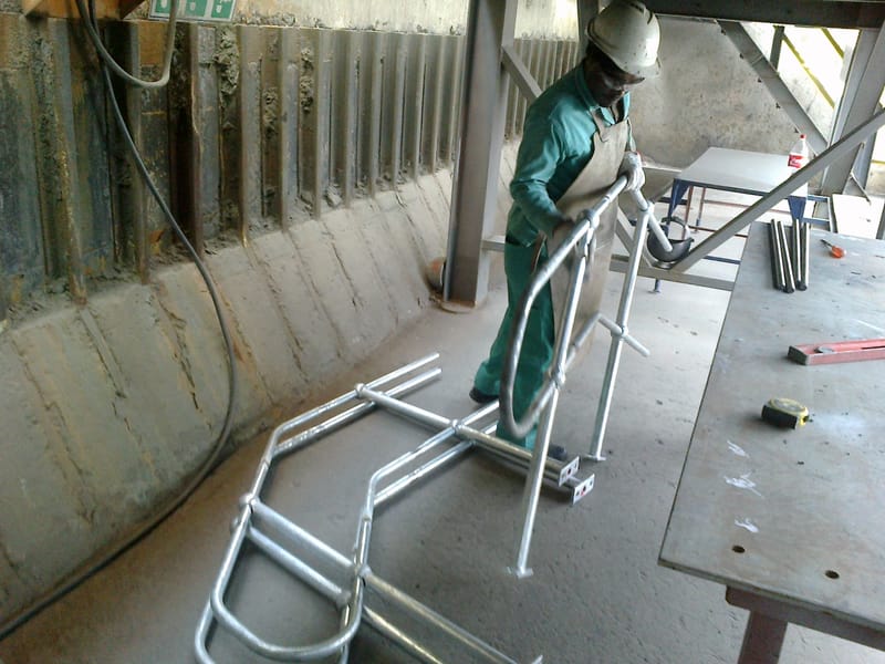 Lonmin Handrails - Photo 3