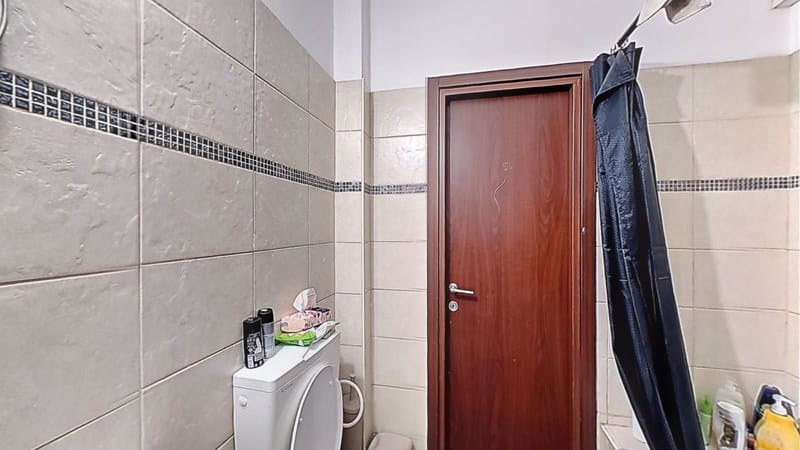 למכירה: 4 חדרים ברחוב טרומפלדור פתח תקווה