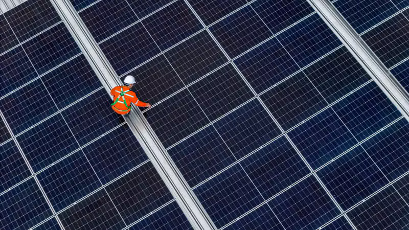Solarni paneli na krovu obiteljske kuće