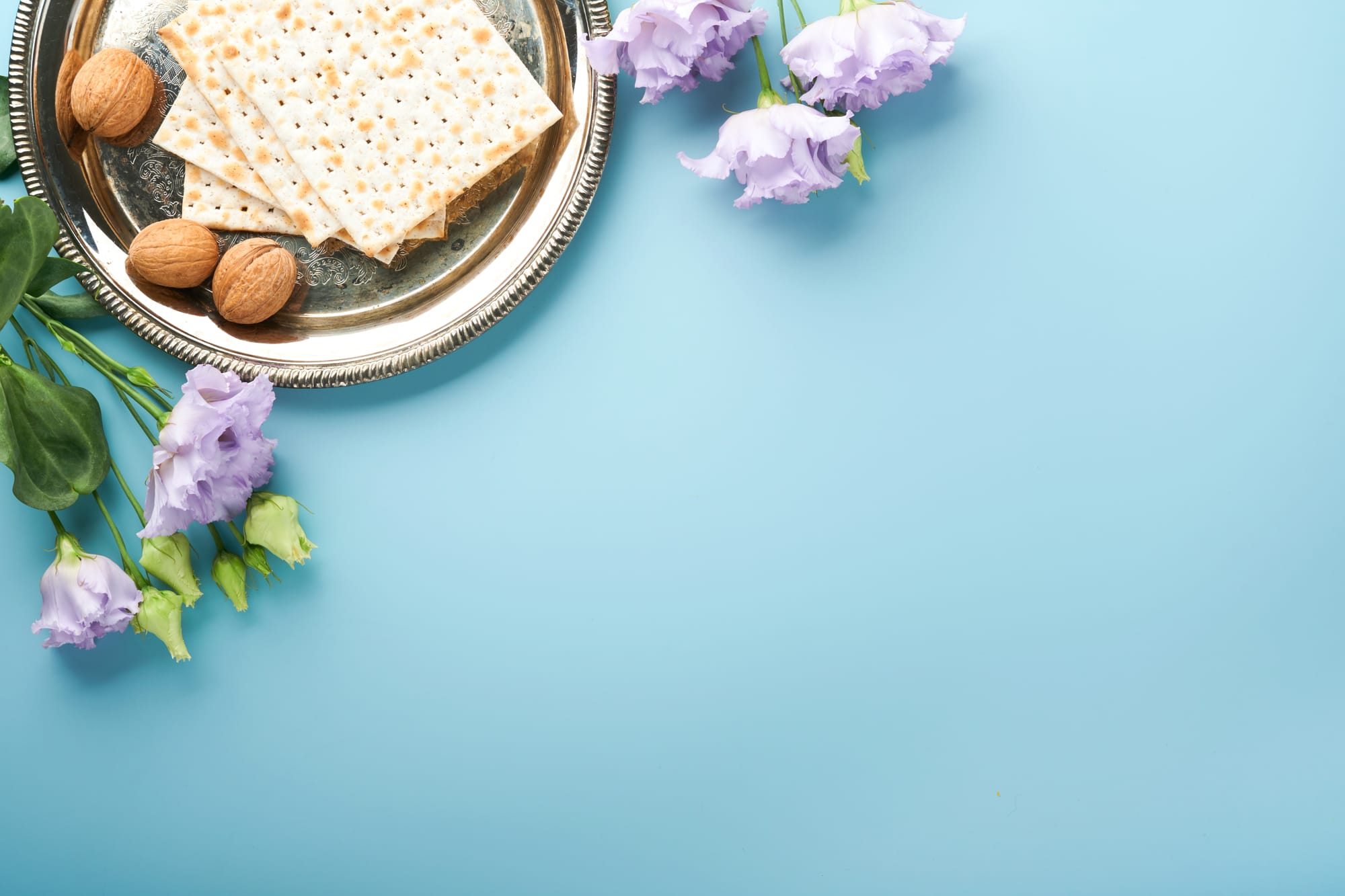 סיפור יציאת מצרים לבנו, כשהאב מגויס למלחמה