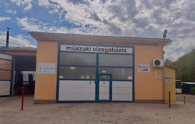 Műszaki vizsgabázis épülete