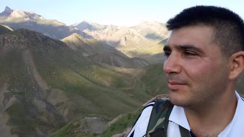 Taştan Kılıç Yayla ve Dağ Manzarası