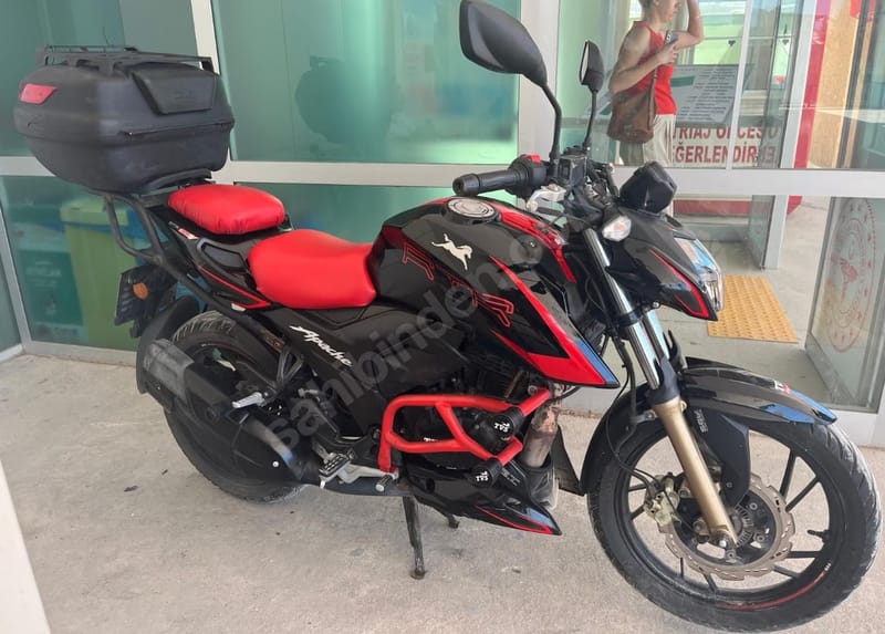 APACHE 2024 MODEL MOTORSİKLET