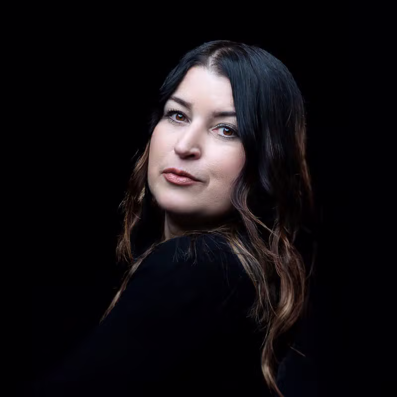 KOMLÓDI JUDIT