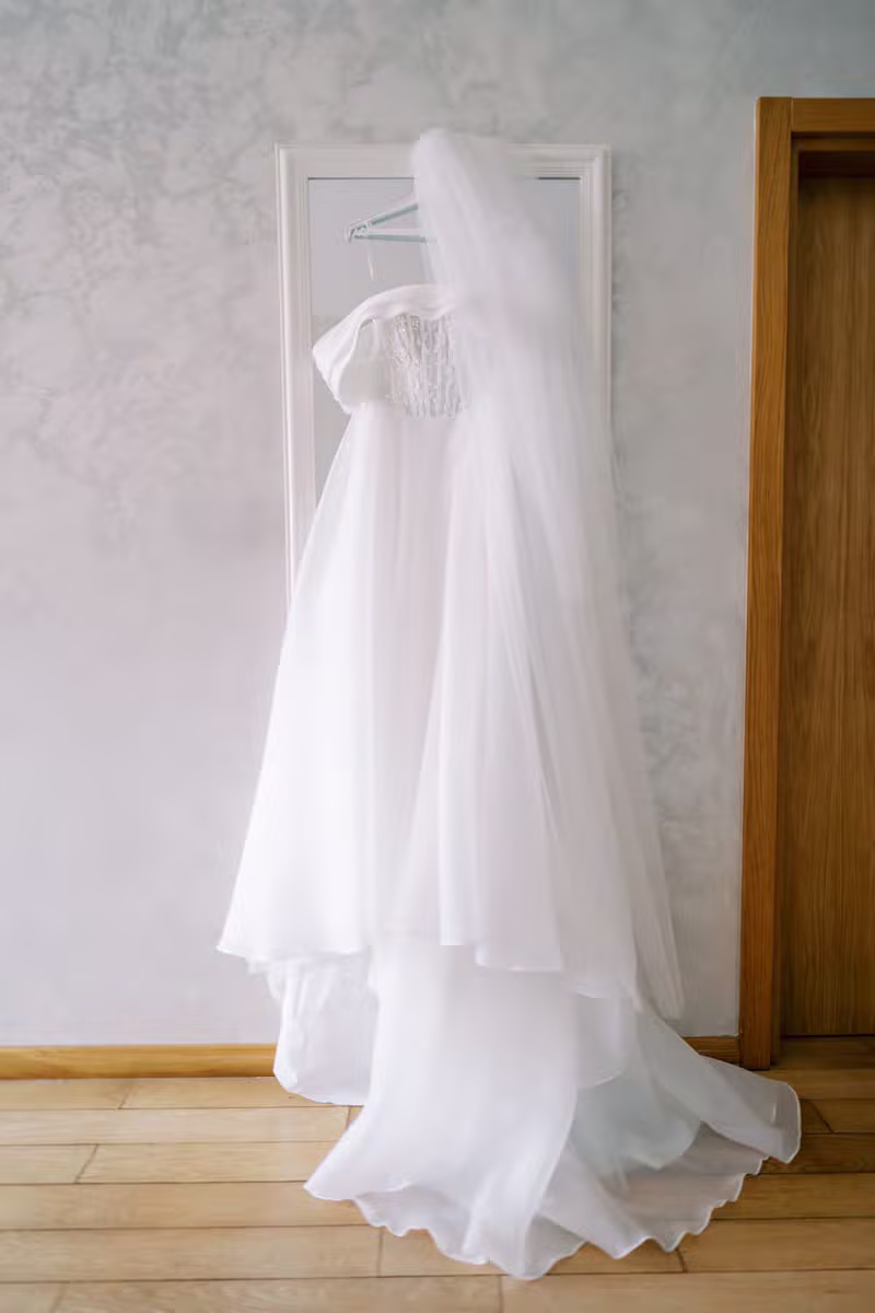 Aurel Lace Dress detail 2
