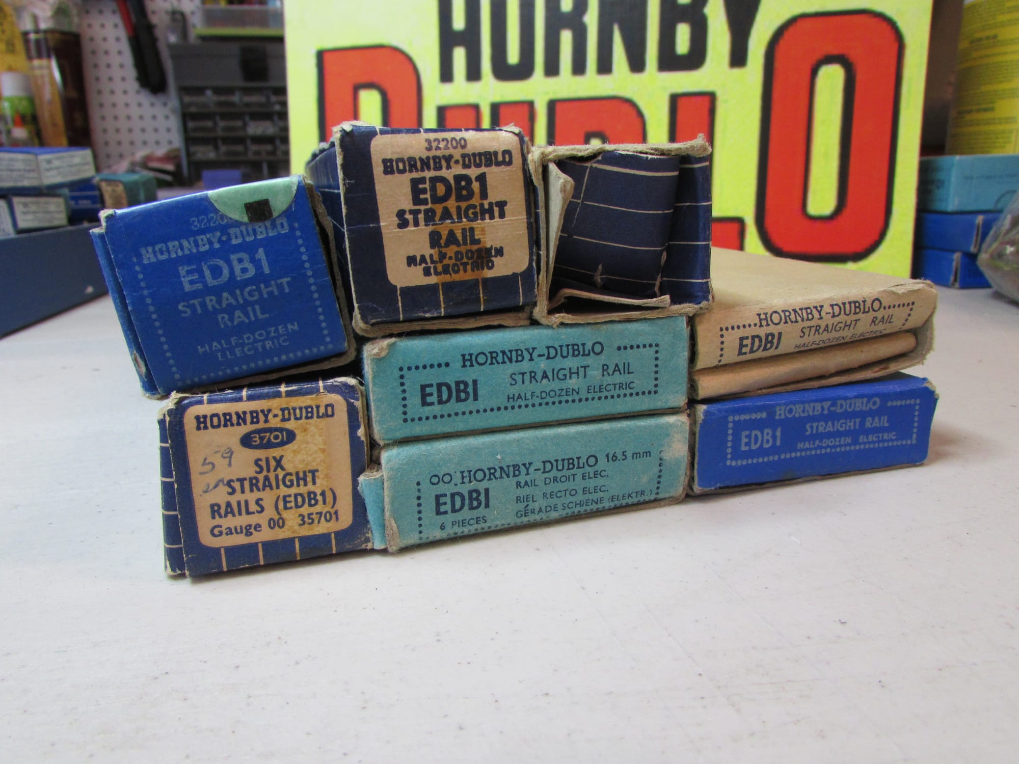 EDB 1 Boxed Rail