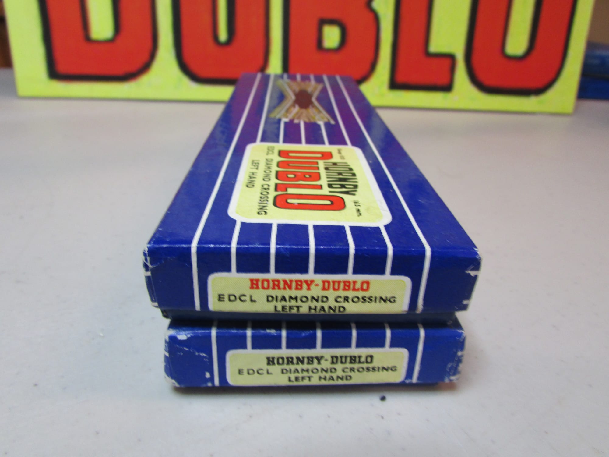EDCL    Diamond Crossing L/H