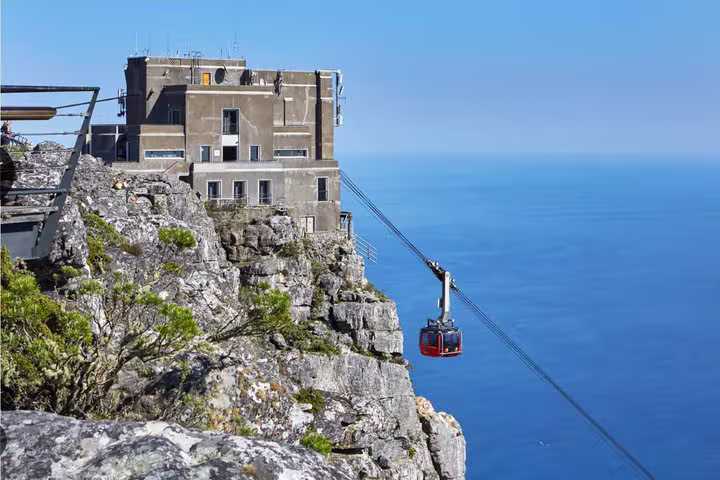 Table Mountain & Robben Island
