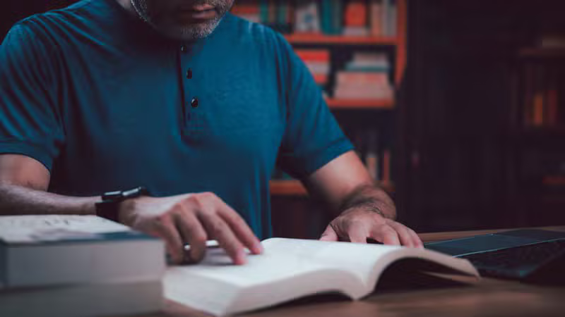 Professional financial research library