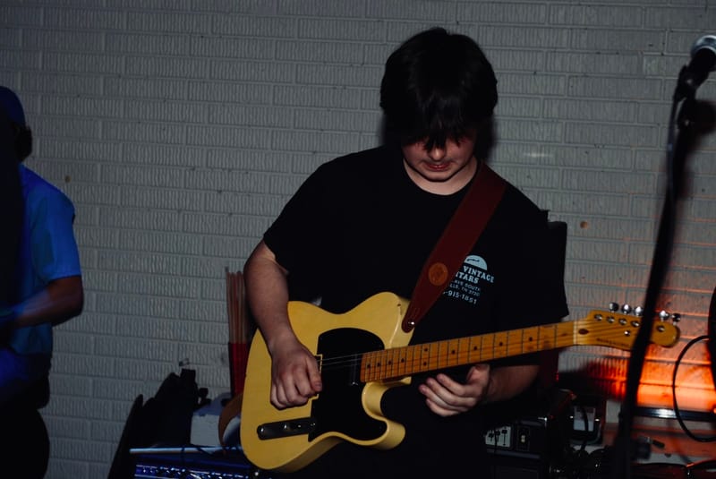 Live @ THE BRICKS live