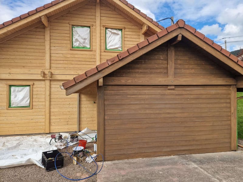 Décapage écologique de chalets & boiseries
