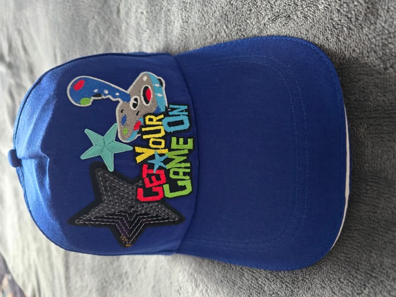 Trucker hats detail 3