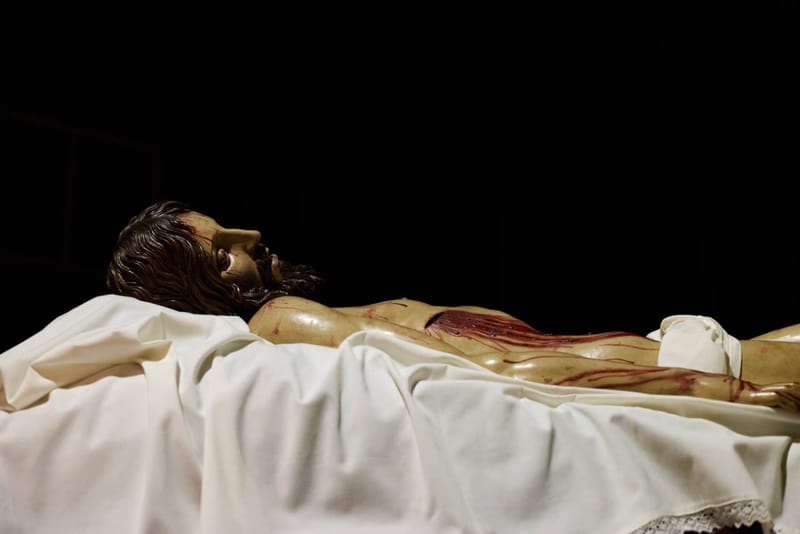 Cristo Yacente