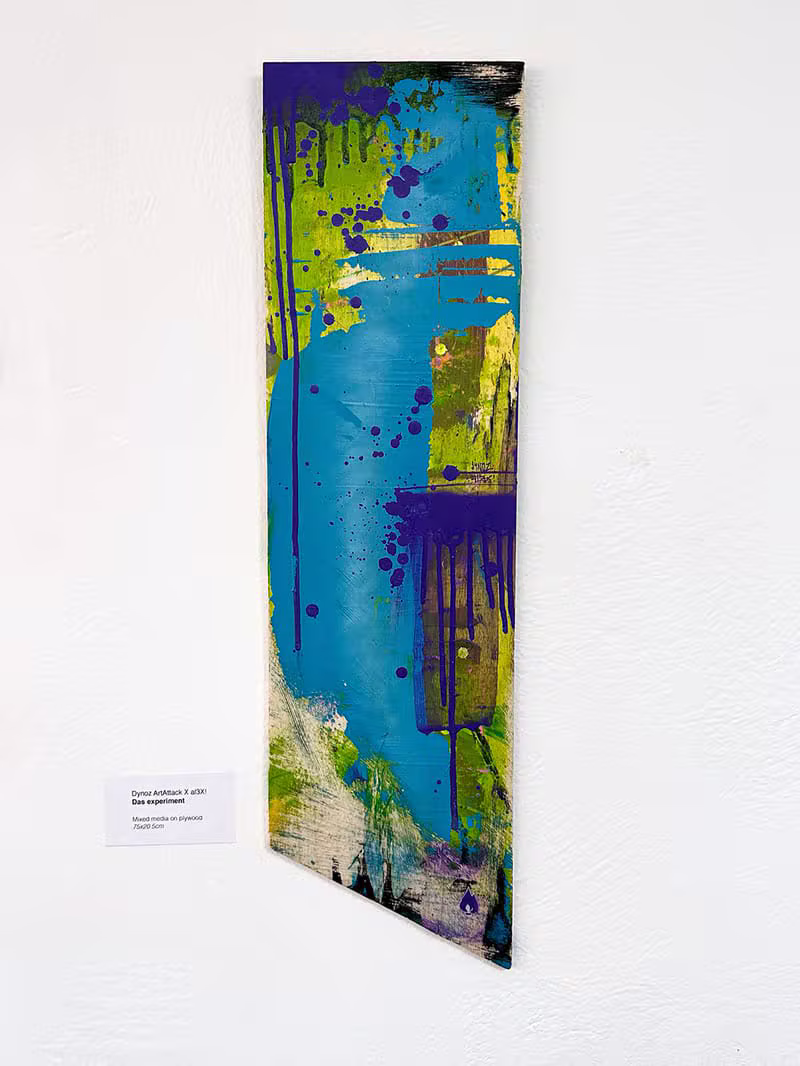 BLUE ABSTRACT DRIPS