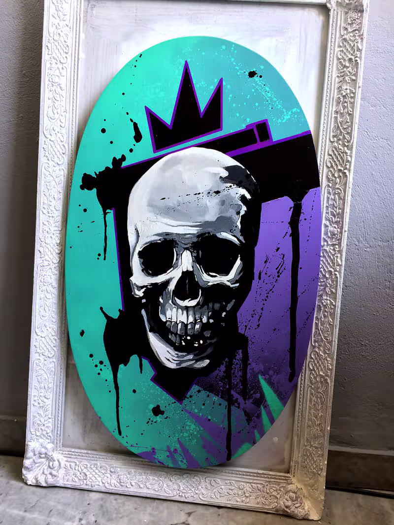 CROWNED SKULL