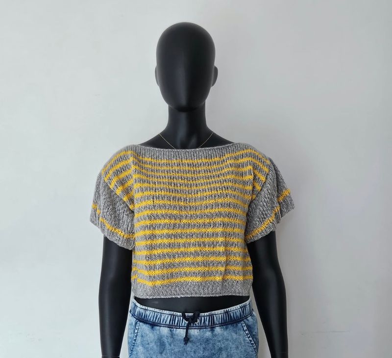 Geel/grijs  kniTTee