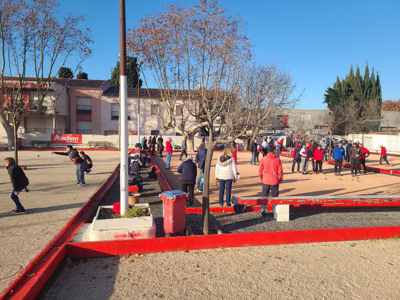 Partie de pétanque au Pradet