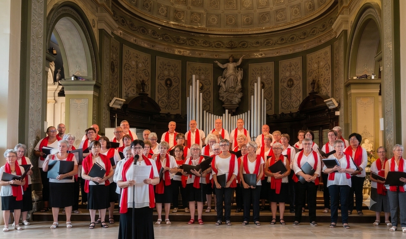 Photo de la chorale dans l'église en 2026