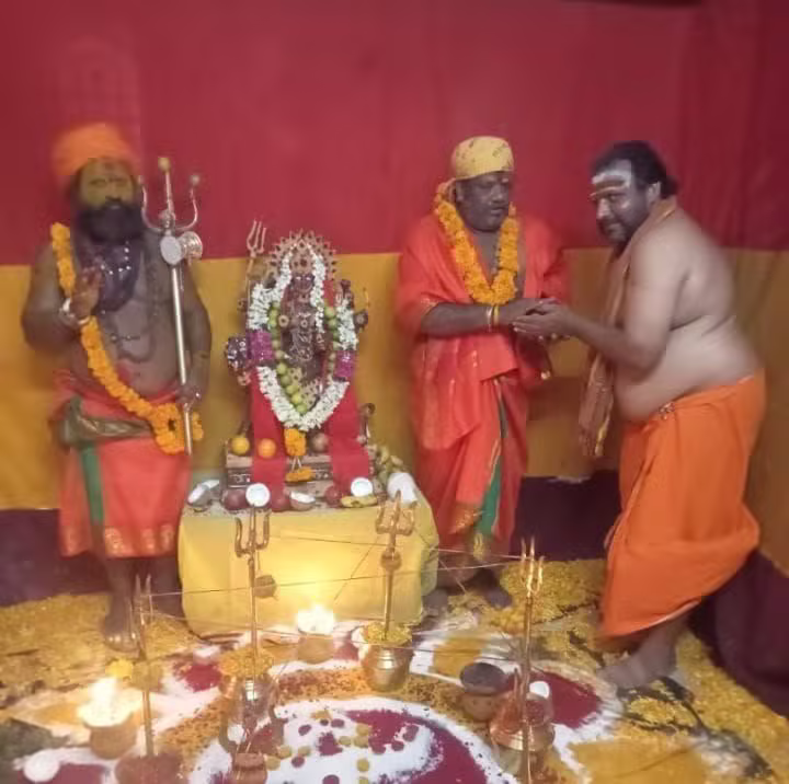 Guruji Sathyam Raju at a special pooja ceremony with Swamiji