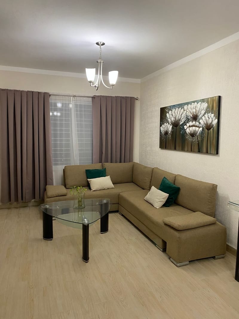 CASA EN RENTA AMUEBLADA EN JARDINES DEL SUR 2