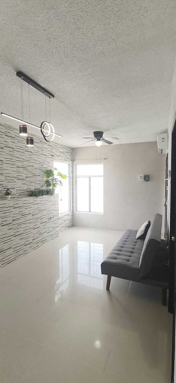VENTA DEPARTAMENTO TOTALMENTE REMODELADO EN CANCÚN