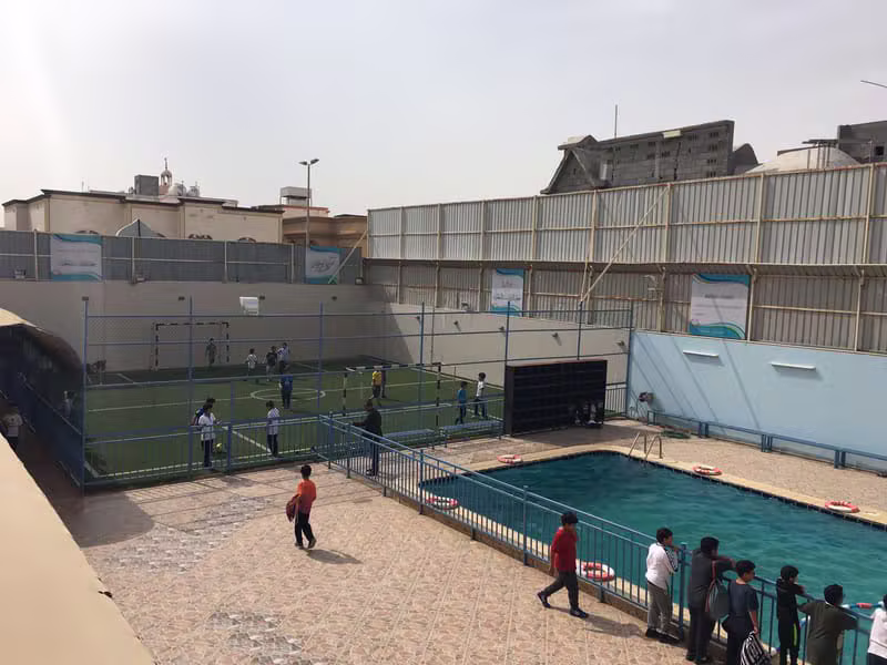 استقبال الجهات غير الربحية في مركز الروضة الاجتماعي