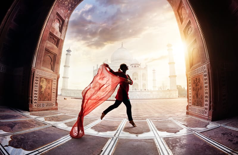 STAGE DANSE ET YOGA "FEMMES EN MOUVEMENT: LE BASSIN, PORTAIL DE TRANSFORMATION"