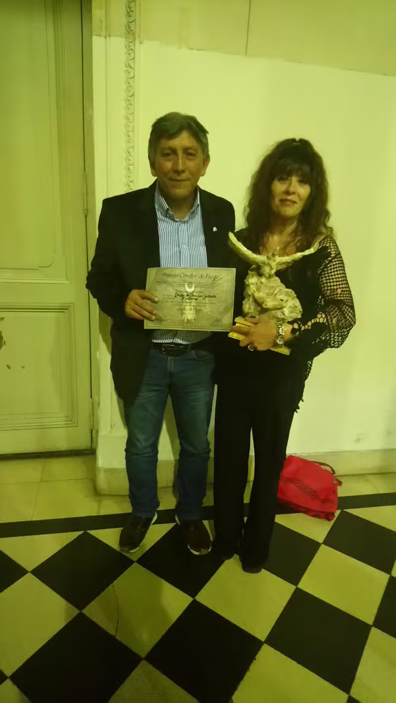 Recibiendo premio Cóndor de Fuego - 2018