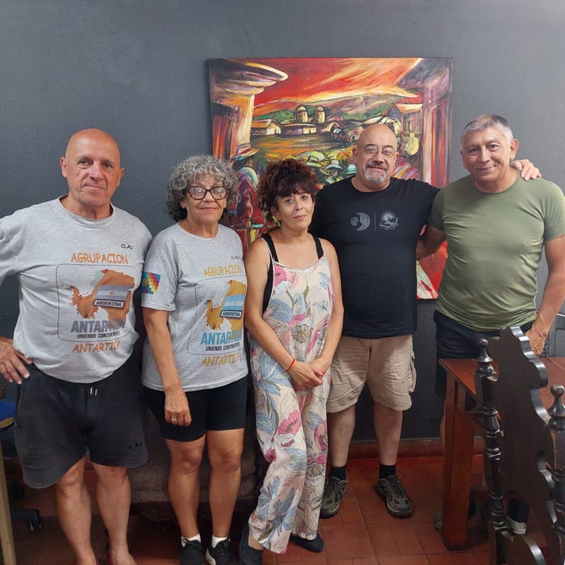 Parte del Equipo con el Secr. de Cult. de Cosquín