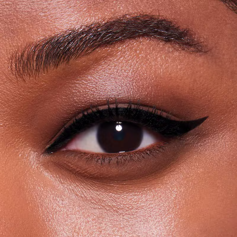Soft Eyeliner at VieMyne Beauty Lounge