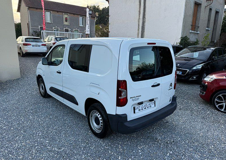 Citroen BERLINGO 3 PLACES 1ERE MAIN 1.6 BlueHDI 100ch 3 PLACES CLIM/REG/LIM/ESP/RADAR AR — photo 3