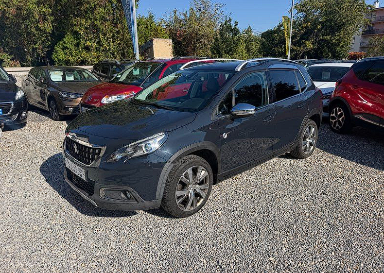 Peugeot 2008 1.6 BlueHDI 100ch TOIT PANO/GPS/CLIM AUTO/ATTELAGE/RADAR AR