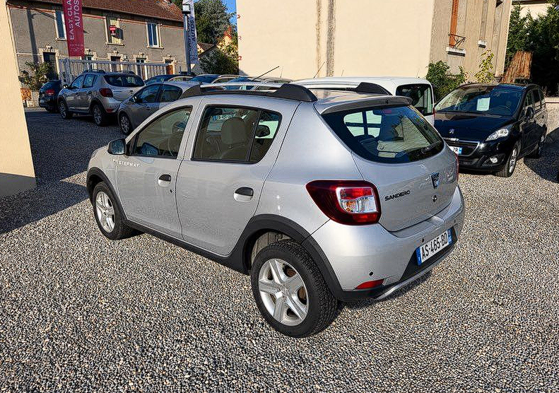 Dacia SANDERO 0.9 TCE 90ch GPS/RADAR AR/CLIM/REG/LIM/FC/VE — photo 3
