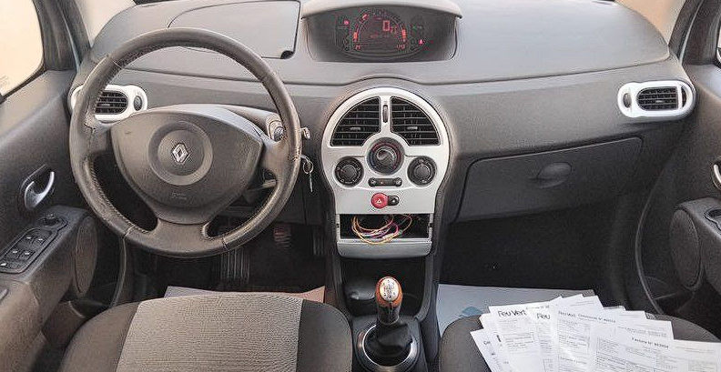 Renault MODUS 1.5 dci 86ch CLIM/RADAR AR/ISO — photo 4