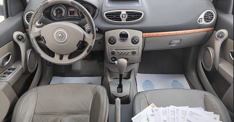 Renault clio III BOITE AUTOMATIQUE 1.6 110ch INITIALE CLIM.A/REG/LIM/JA/RADAR AR — photo 4
